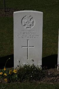 Ypres Reservoir Cemetery - Holdaway, C