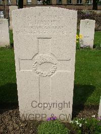 Ypres Reservoir Cemetery - Holmes, Ernest