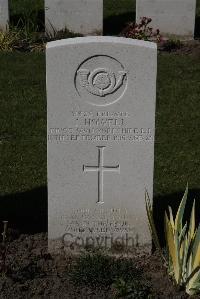 Ypres Reservoir Cemetery - Howell, James