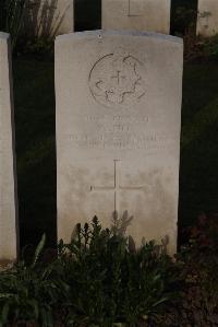 Ypres Reservoir Cemetery - Hoy, A