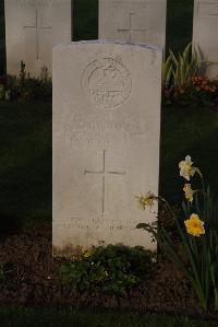 Ypres Reservoir Cemetery - Hughes, E