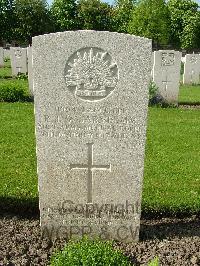 Ypres Reservoir Cemetery - Jarvis, Russell Thompson Sydney