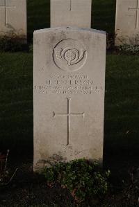 Ypres Reservoir Cemetery - Jefferson, H