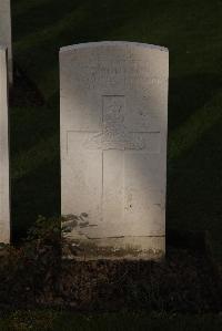 Ypres Reservoir Cemetery - Johnson, T E