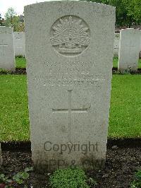 Ypres Reservoir Cemetery - Jones, F J