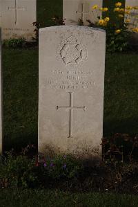 Ypres Reservoir Cemetery - Jones, H