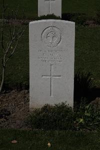 Ypres Reservoir Cemetery - Jones, R