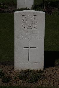 Ypres Reservoir Cemetery - Kellett, Frank