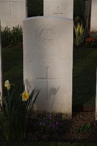 Ypres Reservoir Cemetery - Kent, Lionel Victor