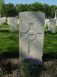 Ypres Reservoir Cemetery - King, George Augustus