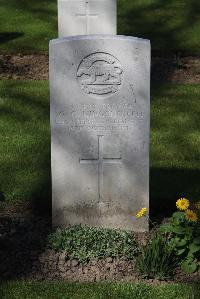 Ypres Reservoir Cemetery - Kingsnorth, G C