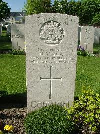 Ypres Reservoir Cemetery - Lea, Harry Noel