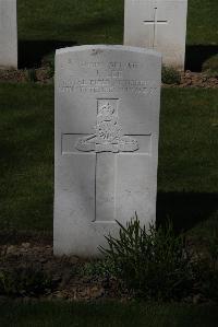 Ypres Reservoir Cemetery - Lee, Joseph