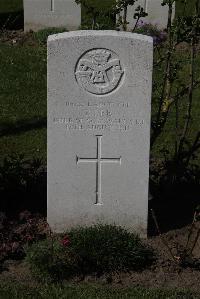 Ypres Reservoir Cemetery - Lee, R