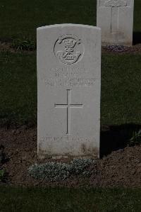 Ypres Reservoir Cemetery - Lomas, Harry