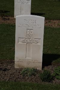 Ypres Reservoir Cemetery - Lord, Ernest Henry