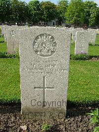 Ypres Reservoir Cemetery - Lunn, Frederick Crane