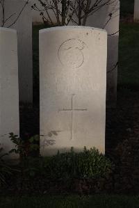 Ypres Reservoir Cemetery - Malloy, H