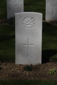 Ypres Reservoir Cemetery - Marshall, W