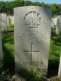 Ypres Reservoir Cemetery - Martin, A G