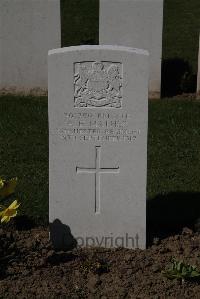 Ypres Reservoir Cemetery - Mather, A E