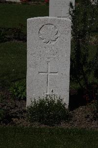 Ypres Reservoir Cemetery - McKay, H