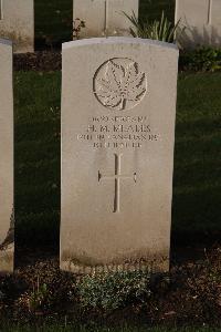 Ypres Reservoir Cemetery - Meades, H M