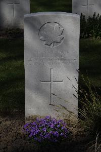 Ypres Reservoir Cemetery - Moles, Thomas Lionel