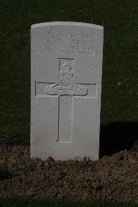 Ypres Reservoir Cemetery - Moody, Clarence James