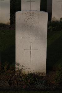 Ypres Reservoir Cemetery - Morris, Daniel