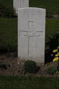 Ypres Reservoir Cemetery - Morrison, E