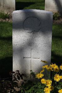 Ypres Reservoir Cemetery - Moyer, Percival