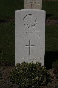 Ypres Reservoir Cemetery - Munn, G B