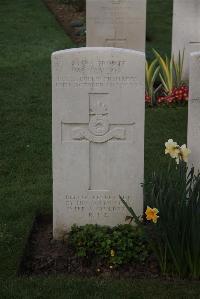 Ypres Reservoir Cemetery - Naylor, William