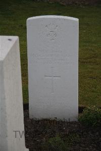 Ypres Reservoir Cemetery - Nixon, George Edgar