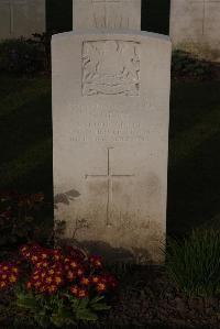 Ypres Reservoir Cemetery - Orme, S