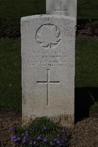 Ypres Reservoir Cemetery - Packham, E A