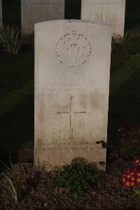 Ypres Reservoir Cemetery - Paton, J