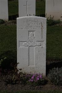 Ypres Reservoir Cemetery - Peacock, Walter Ernest