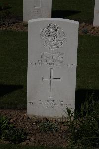 Ypres Reservoir Cemetery - Pugh, F W