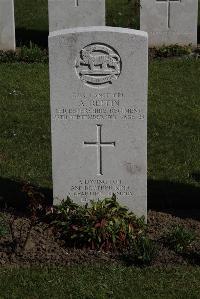 Ypres Reservoir Cemetery - Reffin, Alphonso