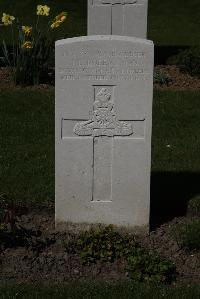 Ypres Reservoir Cemetery - Robertson, James Edward