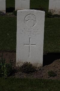 Ypres Reservoir Cemetery - Robinson, E