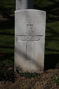 Ypres Reservoir Cemetery - Robinson, James