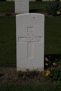 Ypres Reservoir Cemetery - Rogers, R T