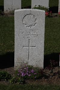 Ypres Reservoir Cemetery - Saunders, J W