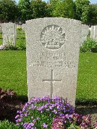 Ypres Reservoir Cemetery - Shaw, John William