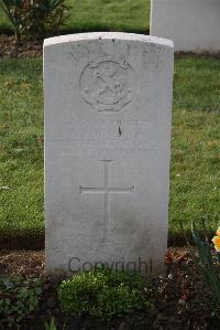 Ypres Reservoir Cemetery - Simmonds, F