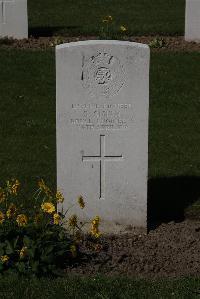 Ypres Reservoir Cemetery - Smith, S