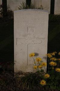 Ypres Reservoir Cemetery - Smith, V